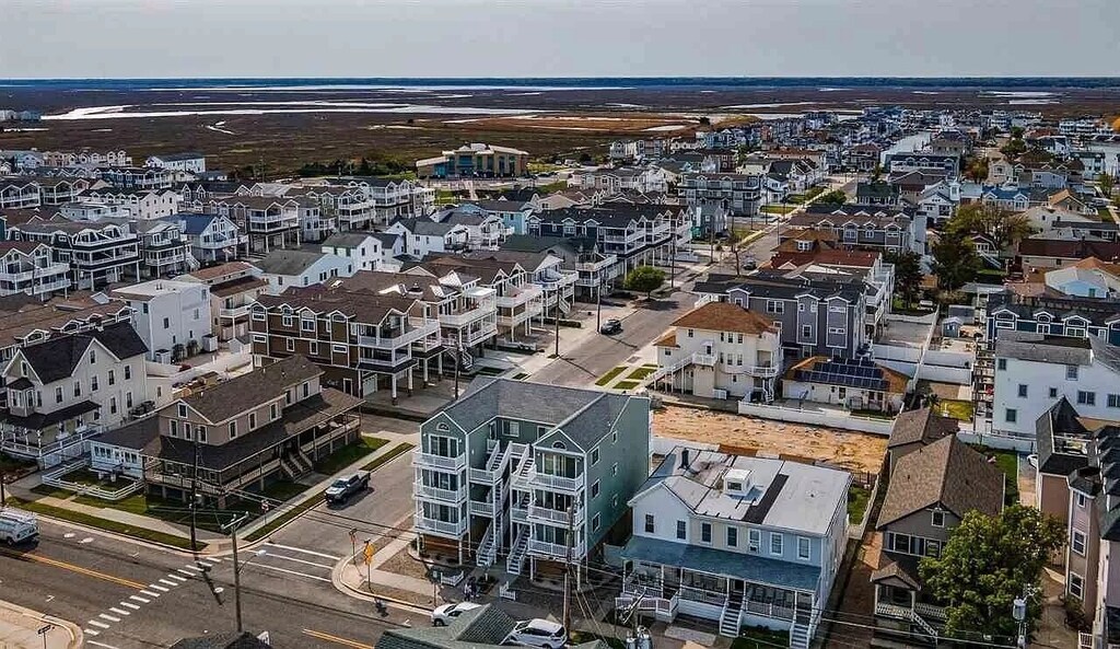 101 47th Street, 3N Sea Isle City